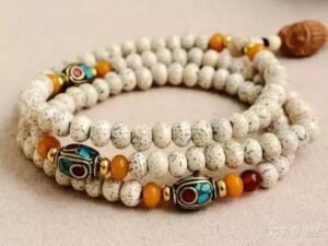 Star and Moon Bodhi
